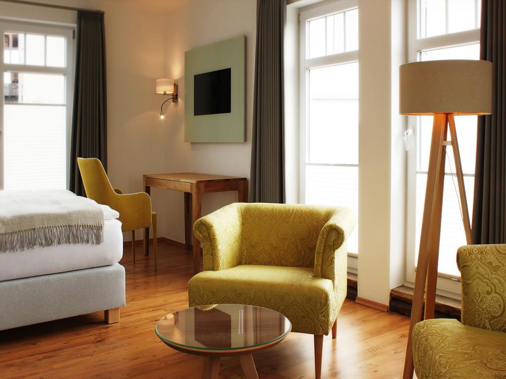 Apartments Im Chateau D'Esprit Hoehr-Grenzhausen Room photo